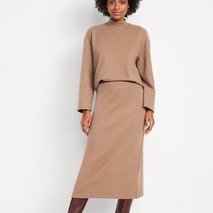 Old Navy Mock Neck Tunic Sweater and Cozy Knit Midi Skirt Set. NWOT.
